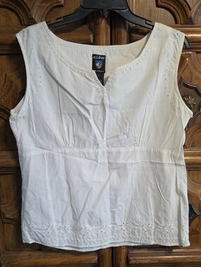Kuhl White Eyelet Cotton Camisole